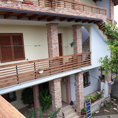 Sara'S Villa Shkodër Екстериор снимка