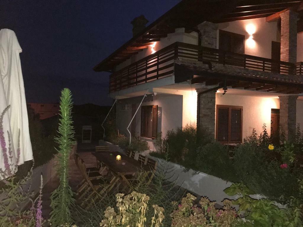 Sara'S Villa Shkodër Екстериор снимка