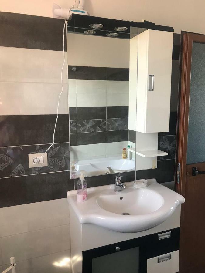 Sara'S Villa Shkodër Екстериор снимка