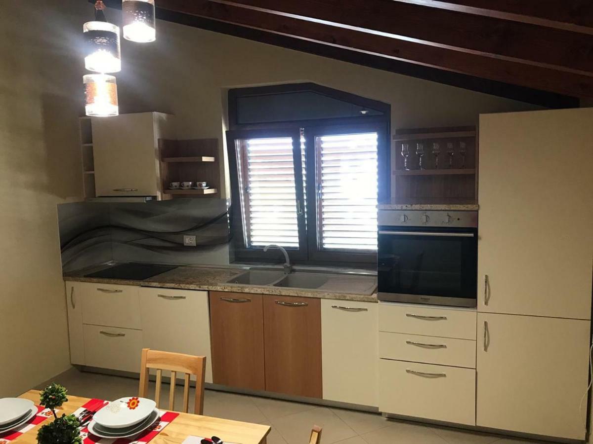 Sara'S Villa Shkodër Екстериор снимка