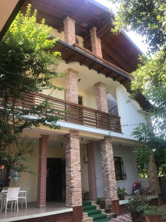 Sara'S Villa Shkodër Екстериор снимка
