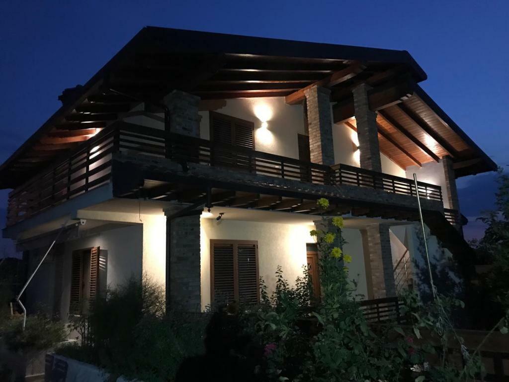 Sara'S Villa Shkodër Екстериор снимка
