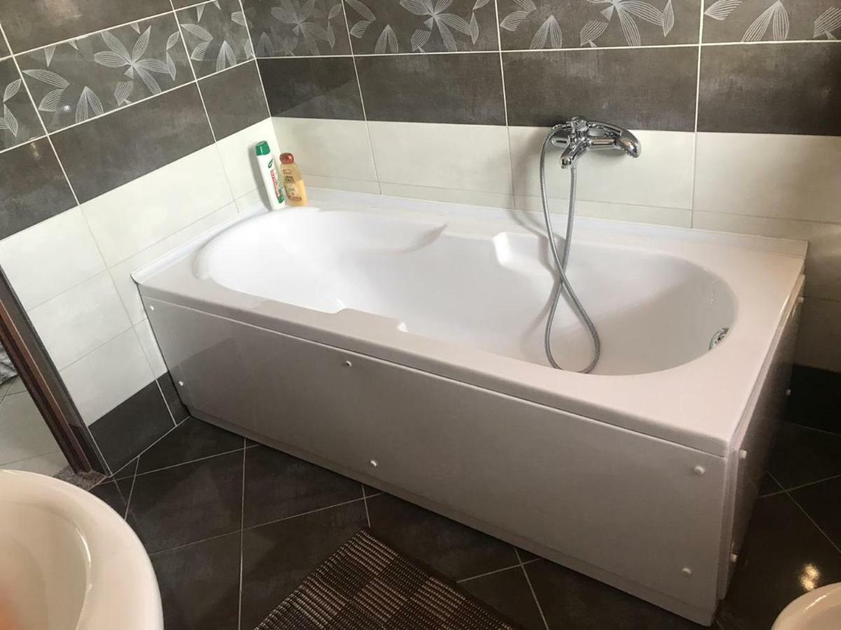 Sara'S Villa Shkodër Екстериор снимка