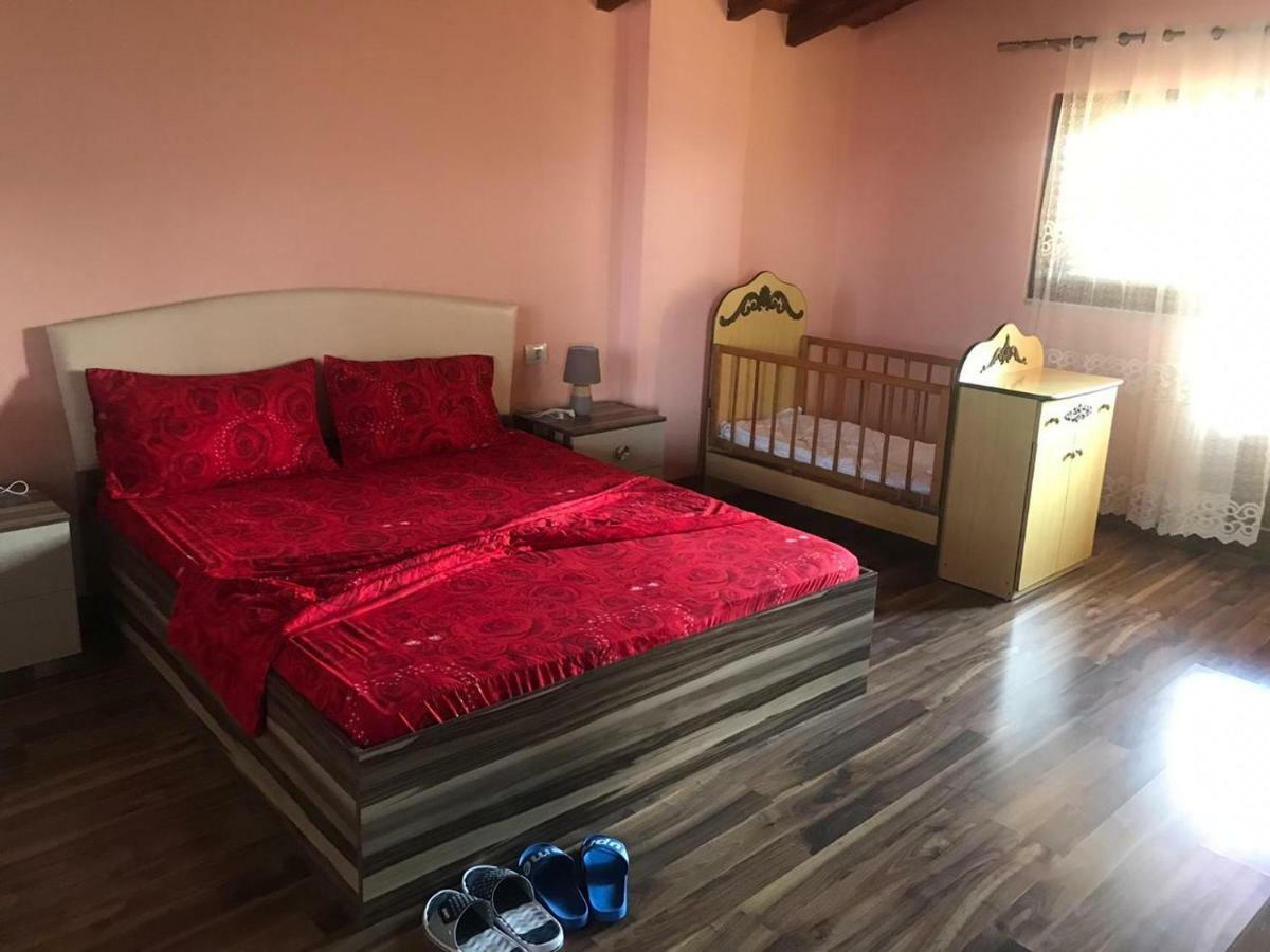 Sara'S Villa Shkodër Екстериор снимка